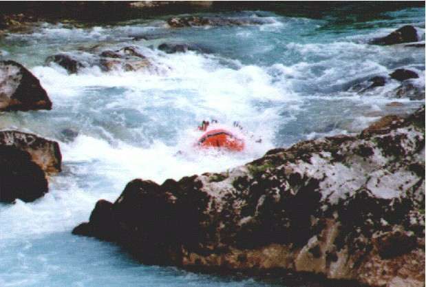 Rafting na rijeci Neretvi.